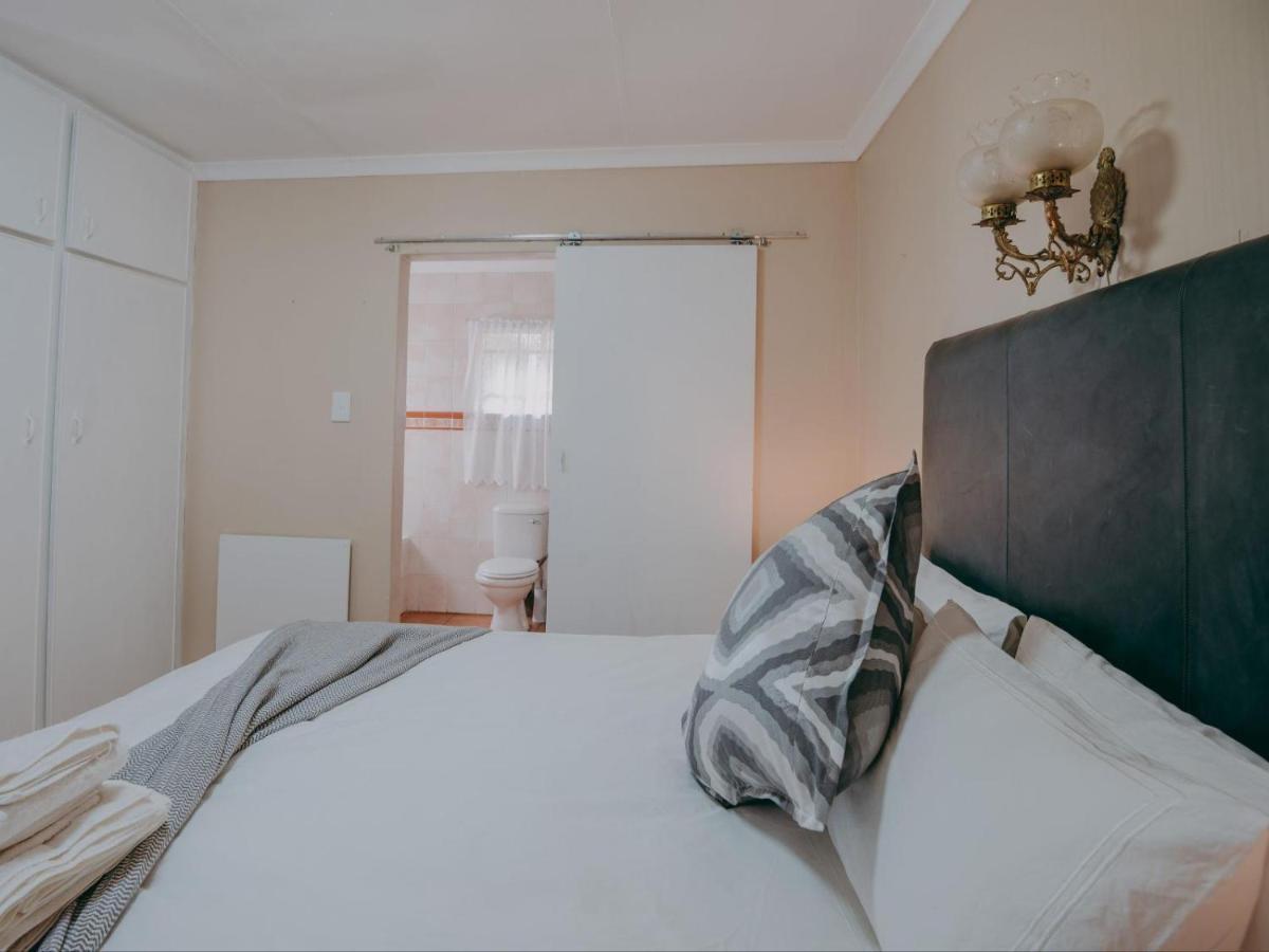 Beesdam Guesthouse Potchefstroom Extérieur photo