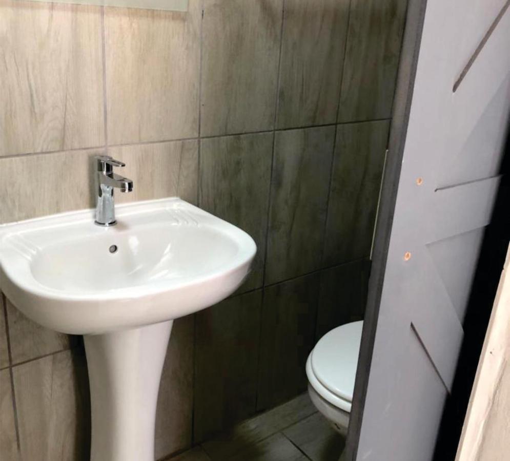 Beesdam Guesthouse Potchefstroom Extérieur photo